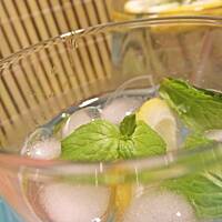 Lemoniada cytrynowo miętowa