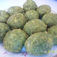 kluski szpinakowo-serowe