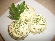 Fot. monnique, Masełko czosnkowe z pietruszką i koperkiem