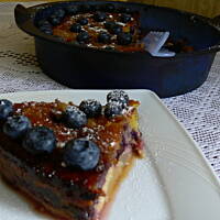 Gruszki pod niebieską migdałową chmurką