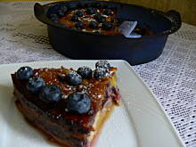 Fot. BernadettaP, Gruszki pod niebieską migdałową chmurką