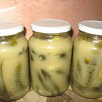Ogórki w zalewie musztardowo-chrzanowej