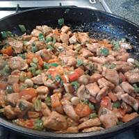 Odświeżający kurczak na sposób tajski