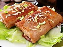 Fot. Mloda, Naleśniki pełnoziarniste z serem i pieczarkami