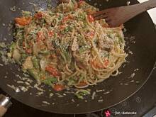 Fot. Babeczka_piecze, Kurczak w sosie z masła orzechowego