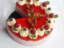 Fot. megii013, Sernik mascarpone z malinami