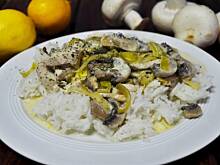 Fot. MIENTA, Stroganow z kurczaka i pora