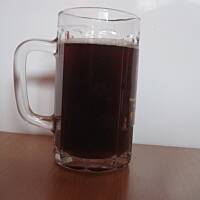 Piwo grzane z syropem wiśniowym