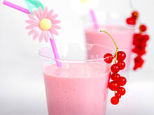 Fot. Wkn, Koktajl porzeczkowy