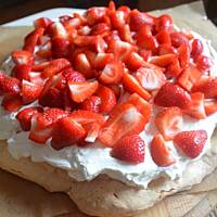 Czekoladowa Pavlova