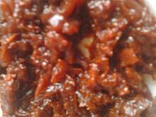 Fot. hanah30, Konfitura z czerwonej cebuli z suszoną żurawiną z przyprawami