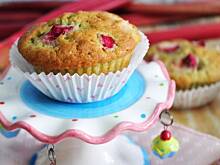 Fot. MIENTA, Muffinki mocno rabarbarowe