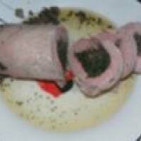 Rolada z polędwiczki wieprzowej ze szpinakiem