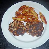 Kurczakowe placki z pieczarkami i papryką