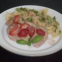 polędwiczki wieprzowe z truskawkami