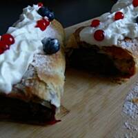 Francuskie z letnimi owocami