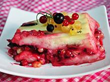 Fot. MIENTA, Zapiekanka z kaszy manny i porzeczek