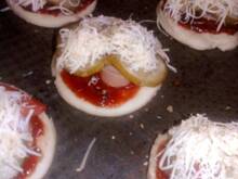 Fot. Madziulka;), Pizzerinki na cieście twarogowym