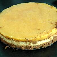 Nieziemski sernik z masą brzoskwiniową