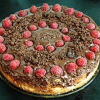 Tort – czekoladowo – malinowa rozkosz podniebienia