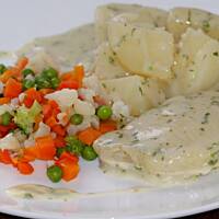 Schab Gotowany w sosie koperkowym. (z serii " Pomysł na obiad")