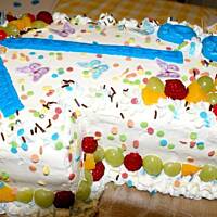 Tort na Śmietankowo - Czekoladowym Biszkopcie.