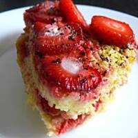 Kuskus zapiekany z truskawkami