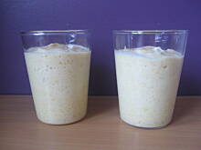 Fot. MonikaMariolka, Jogurt naturalny z morelami suszonymi