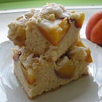 Ciasto owocowe przypominające drożdżowe