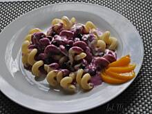 Fot. smerfetka79, Makaron pod jagodową kołderką