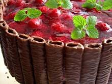 Fot. izeczka, Sernik czekoladowo orzechowy z malinami, na zimno