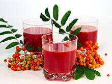 Fot. Wkn, Napój wiśniowo-jabłkowy