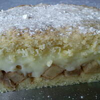 Szarlotka z budyniem