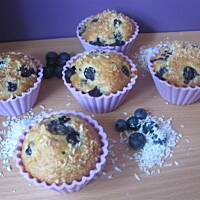 Muffinki z borówkami i wiórkami kokosowymi