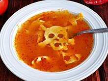 Fot. MIENTA, Paprykowy makaron w kształcie czaszek