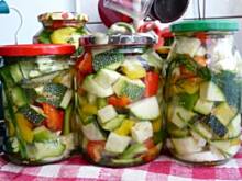 Fot. Anna Z, Sałatka z cukinii i papryki na zimę