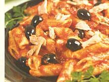 Fot. ewolek28, Makaron rurki z tuńczykiem