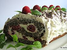 Fot. izeczka, Rolada makowa z malinami