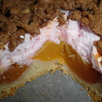 Pleśniak z brzoskwiniami