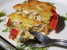 Fot. Agiatis, Pierś w obręczy z papryki