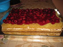 Fot. Monika09, Ciasto z kremem truskawkowym