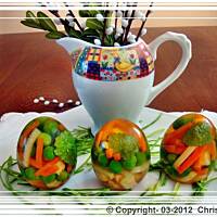 Wielkanocny akcent--jajko galaretka--pisanka.