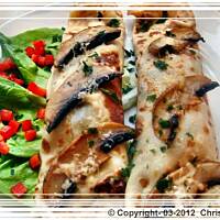 Naleśniki z pieczarkami.