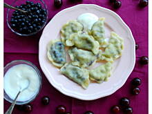 Fot. Brenia, Pierogi z jagodami