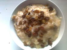 Fot. marina11, Kaszka manna z jabłkiem i rodzynkami