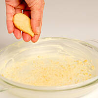 Owoce leśne pod cynamonową kruszonką