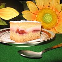 Delikatne ciasto śliwkowo budyniowe