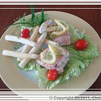 Różowy pstrąg  pieczony w folii z chrzanowo – jabłkowym sosem.