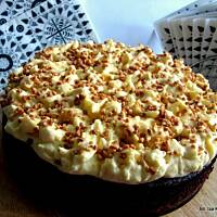 Ciasto z burakami, śliwkami i kremem budyniowym