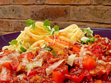 Fot. nagazie, Linguine bolognese